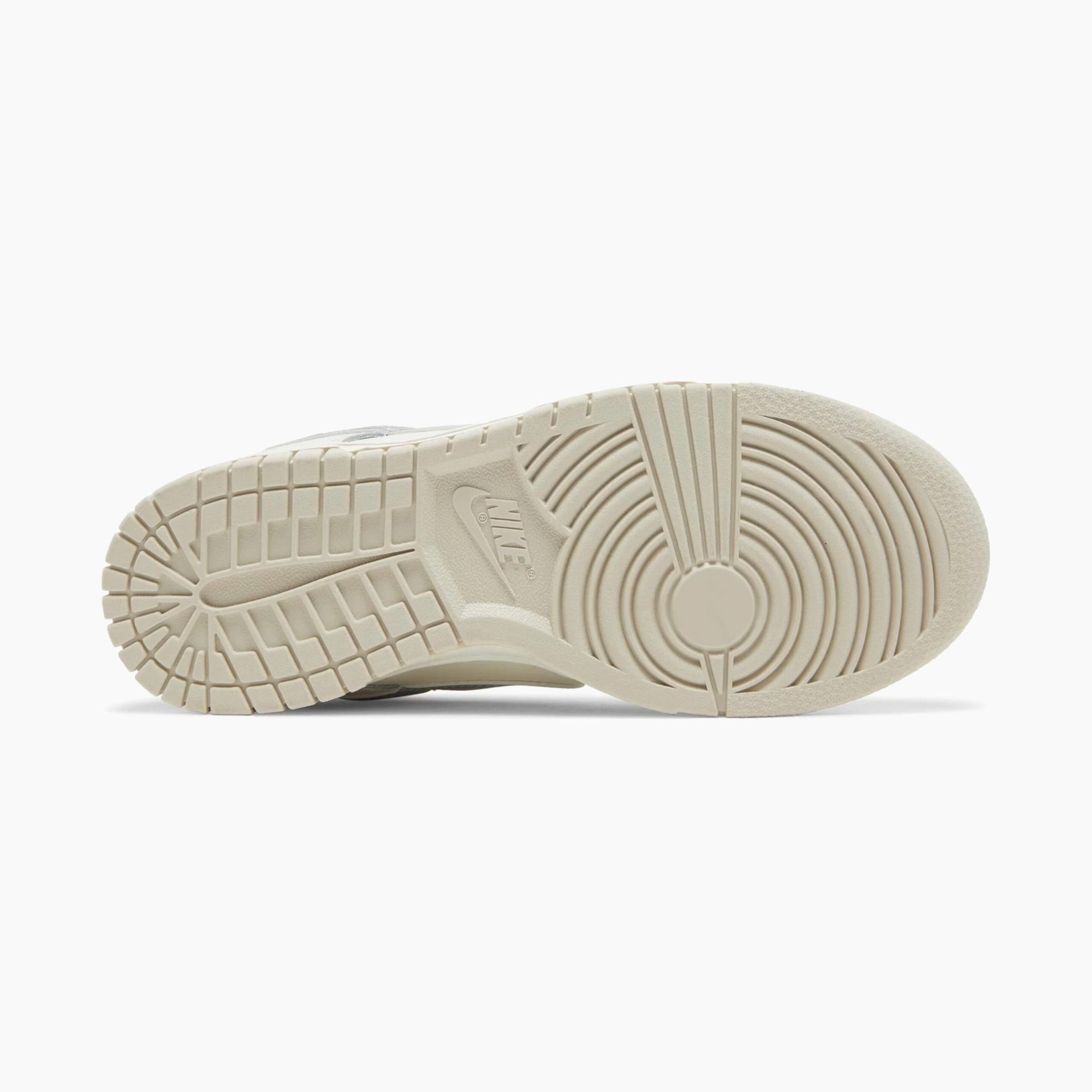 Nike Dunk Low ESS Sail Oxygen Purple – Image 3