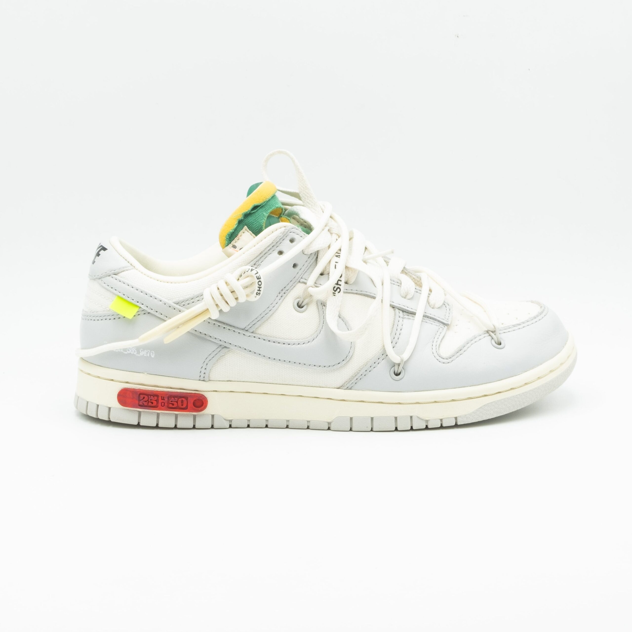 Nike Dunk Low x Off-White Lot 25 – Image 8