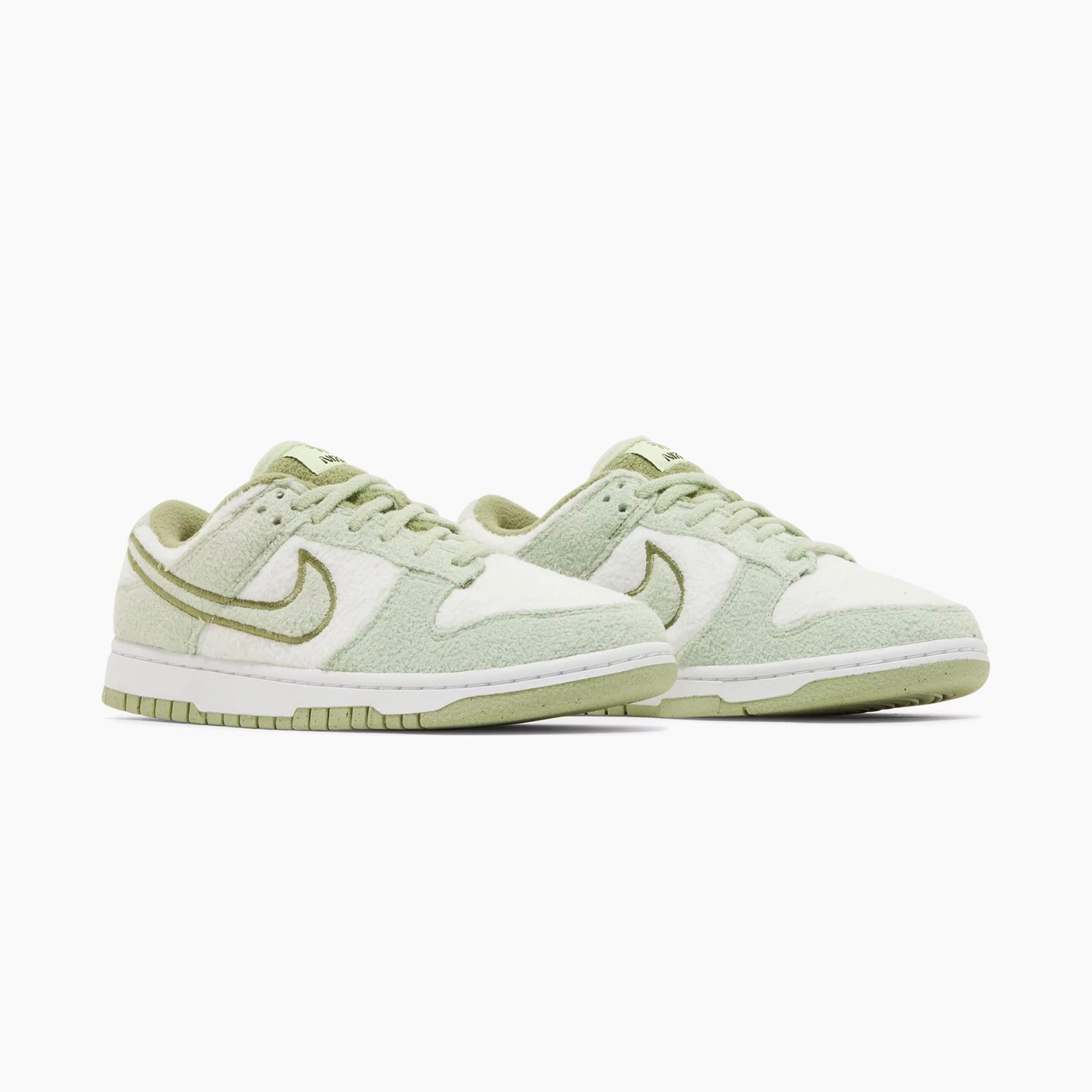 Nike Dunk Low SE Fleece Pack Honeydew – Image 2